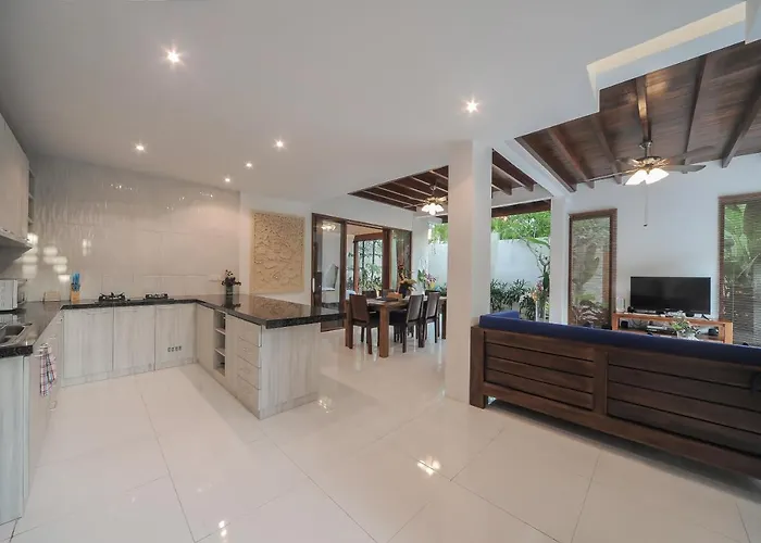 Cosmo, Villa *